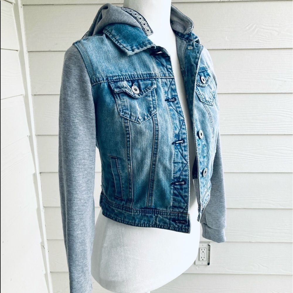 Bullhead Denim Co. Denim Jacket Hoodie Size Small